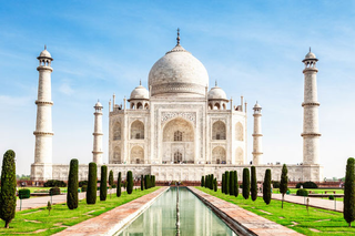 Illustration for article titled Facts that make Golden Triangle Tour more Popular in India